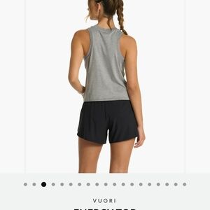 Vuori Heather Gray Energy Top Cropped Muscle Crew